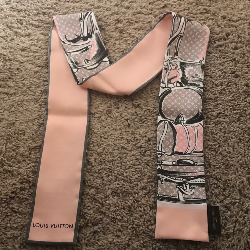 Louis Vuitton Trunks Bandeau